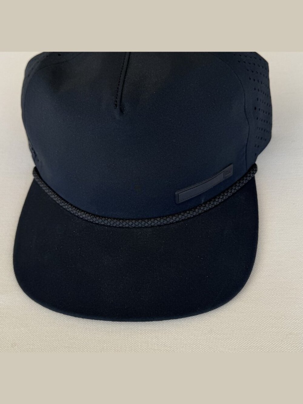 Melin Hydro Hat Black Grey Performance Snapback